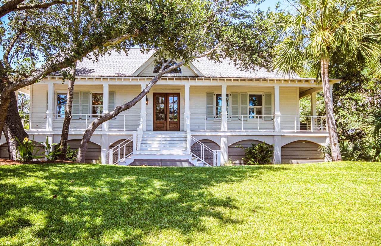 6821 Back Bay Drive - Photo 1