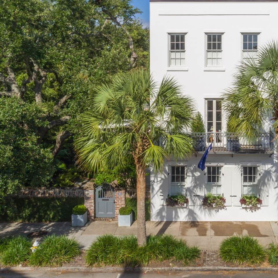 69 Bay Street - Photo 1