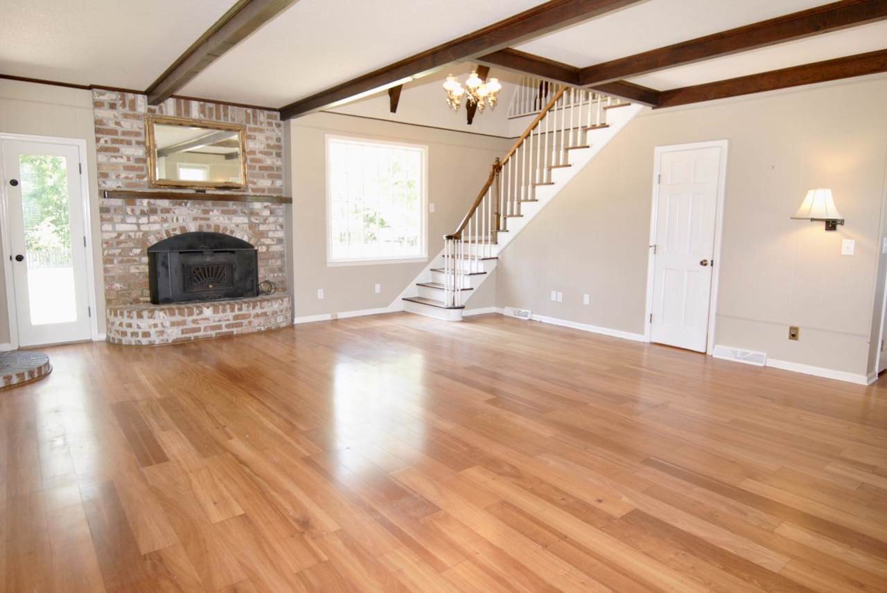 1503 Cedar Ave - Photo 1