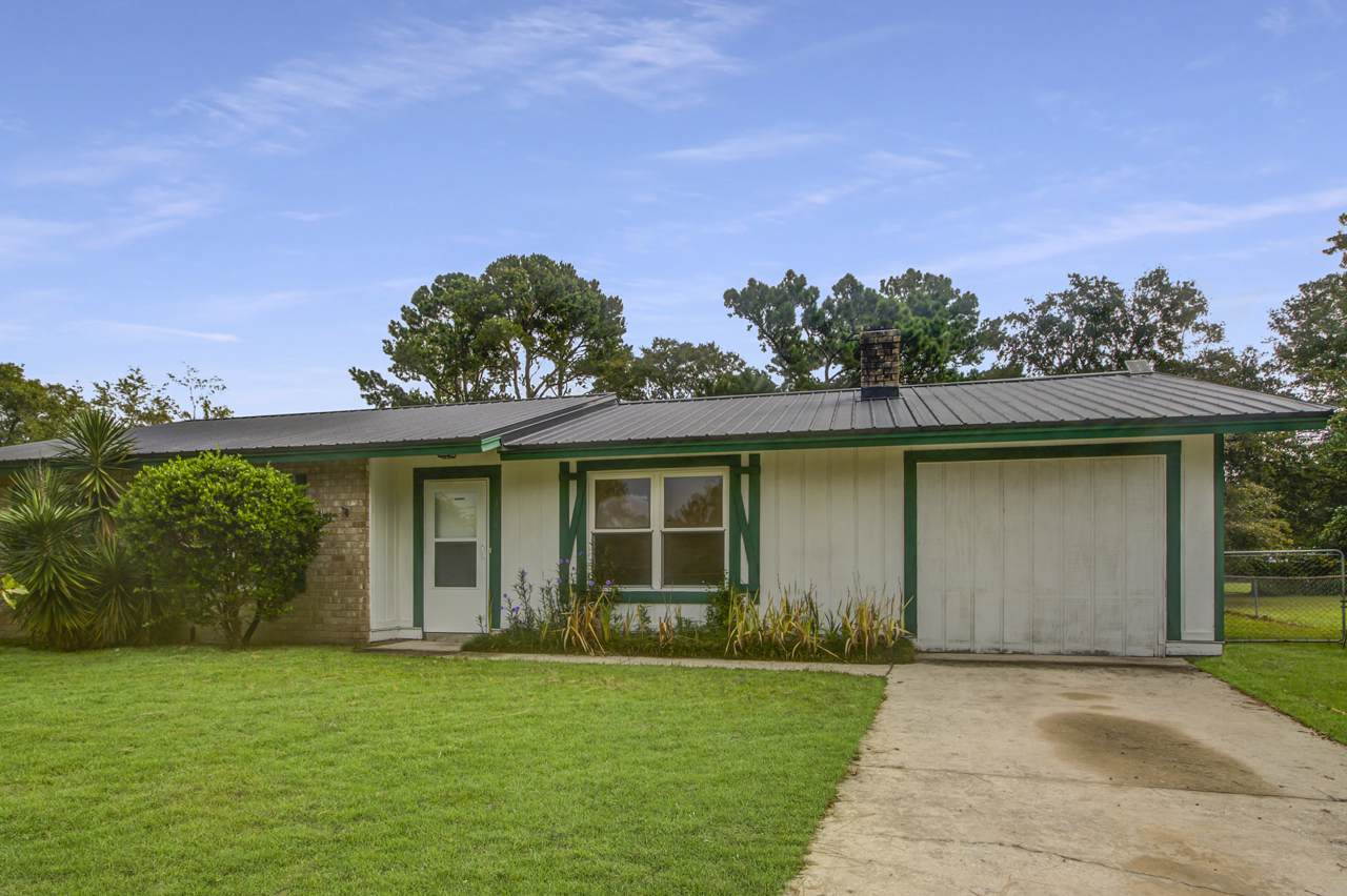 102 Long Needle Drive - Photo 1