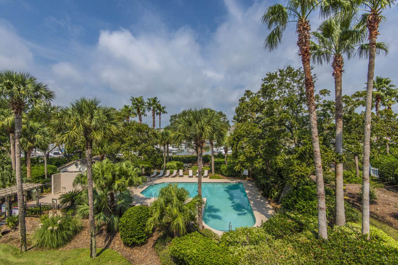 406 Yacht Harbor Court - Photo 1