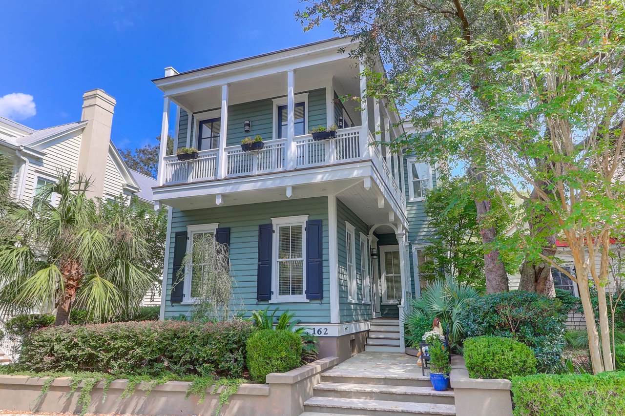 162 Ionsborough Street - Photo 1
