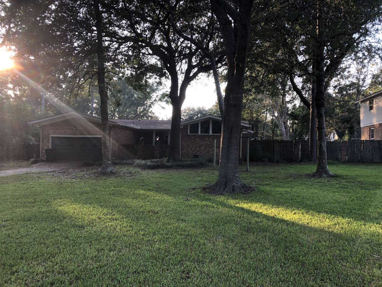 1630 Wannamaker Avenue - Photo 1