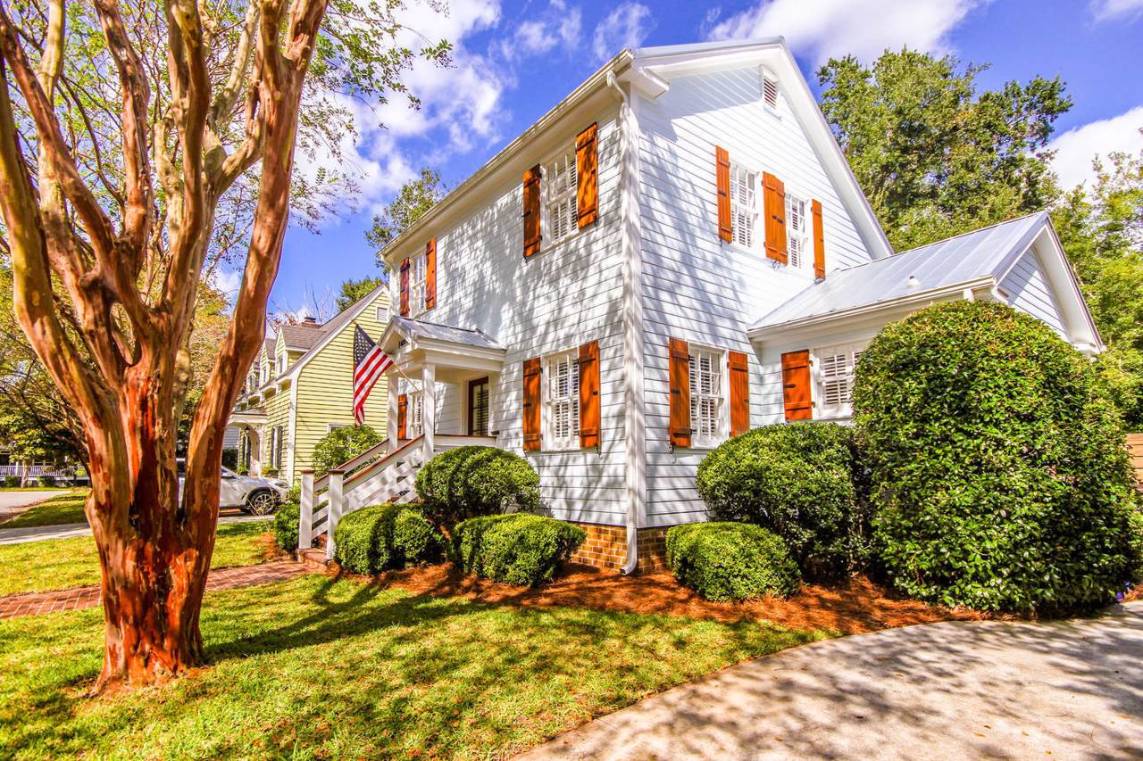 1481 Village Square - Photo 1