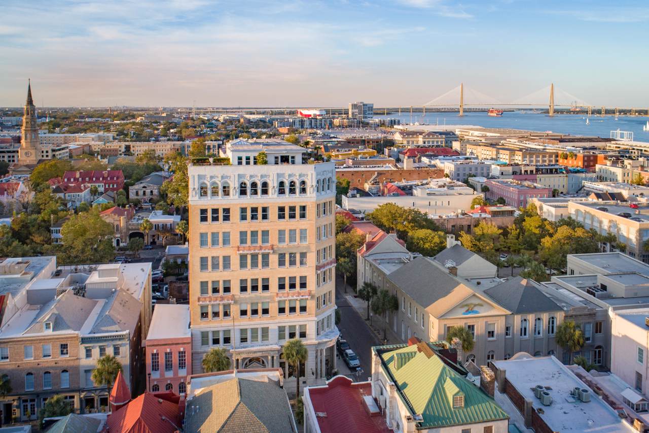 https://bt-photos.global.ssl.fastly.net/charleston/1280_boomver_1_19029508-2.jpg