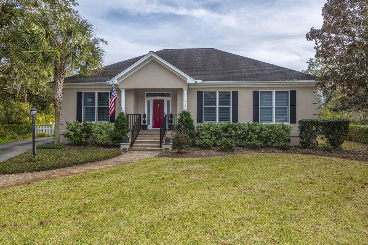 528 Wimbledon Drive - Photo 1