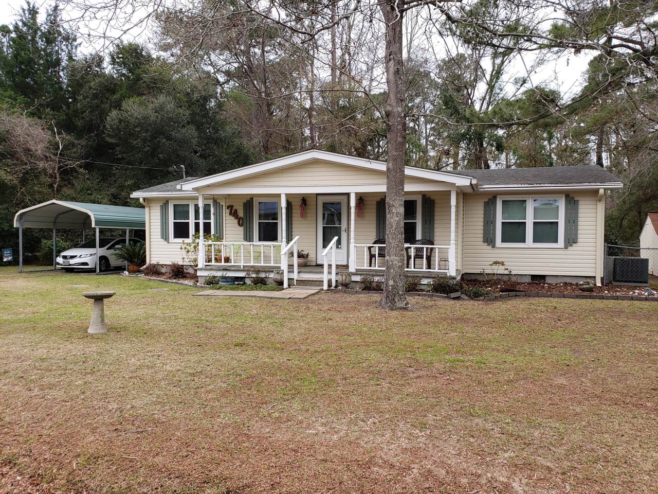 740 Levee Drive - Photo 1