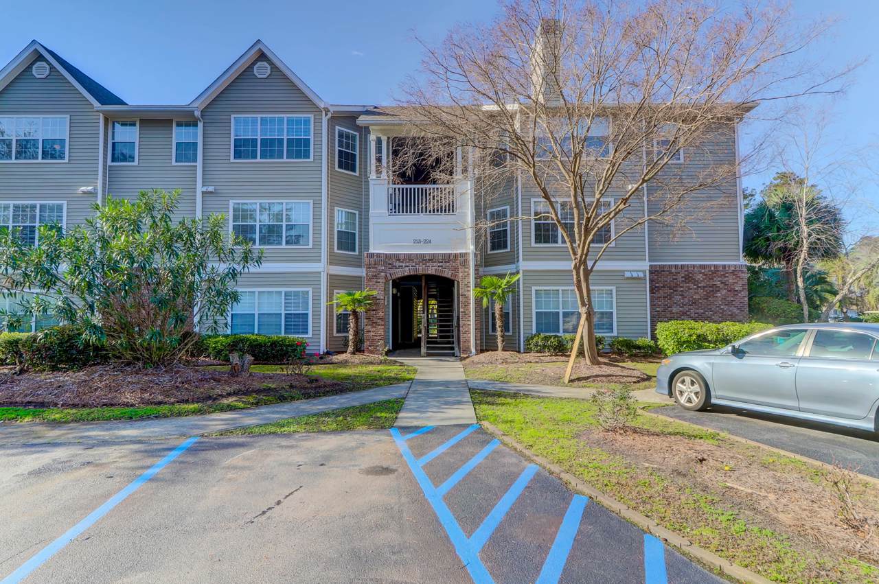 188 Midland Parkway - Photo 1