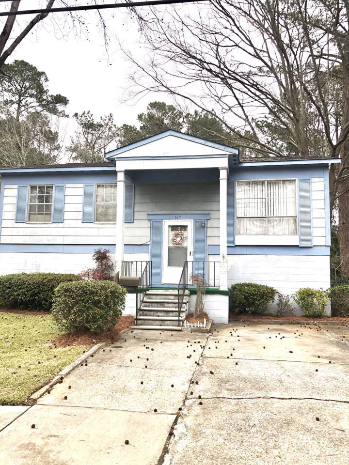 517 Richardson Avenue - Photo 1