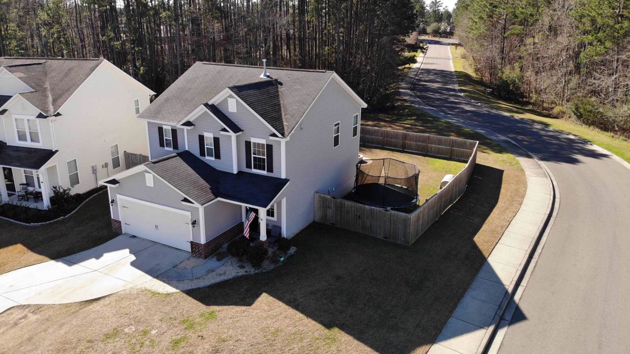 201 Oglethorpe Circle - Photo 1