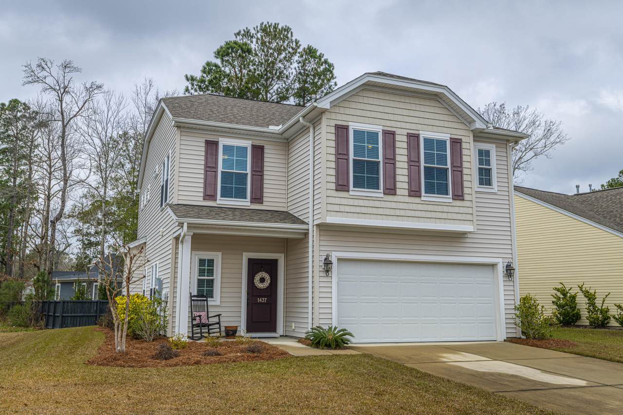 1437 Oldenburg Drive - Photo 1