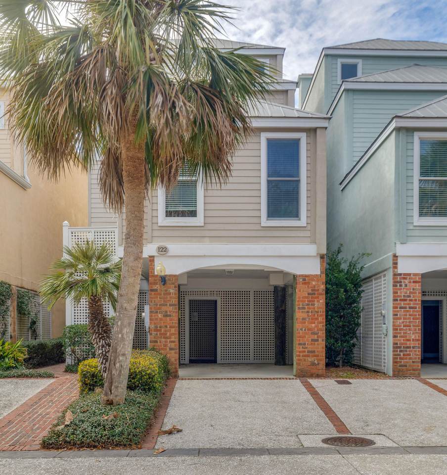122 Grand Pavilion Drive - Photo 1