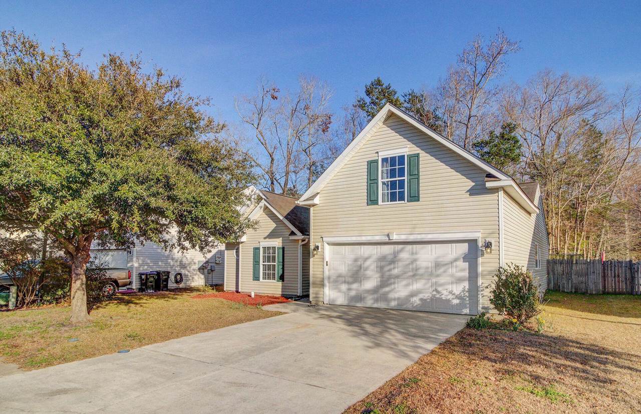 107 Arbor Oaks Drive - Photo 1