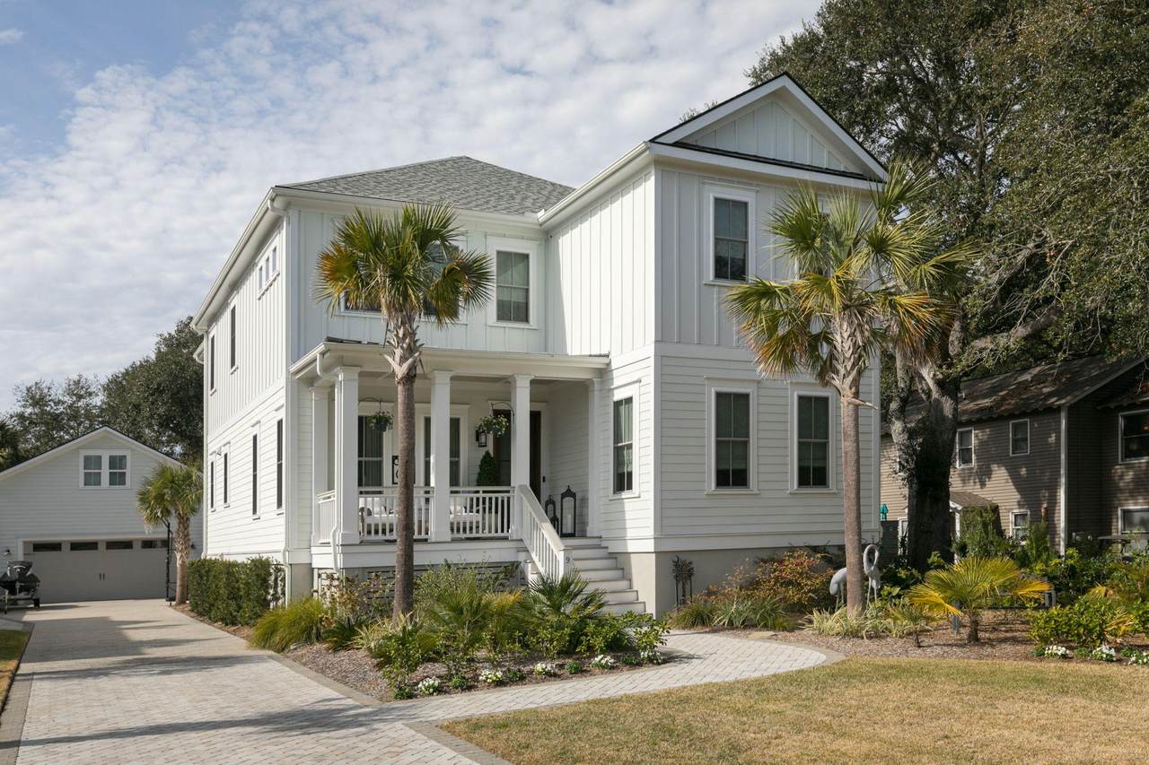9 22nd Avenue - Photo 1