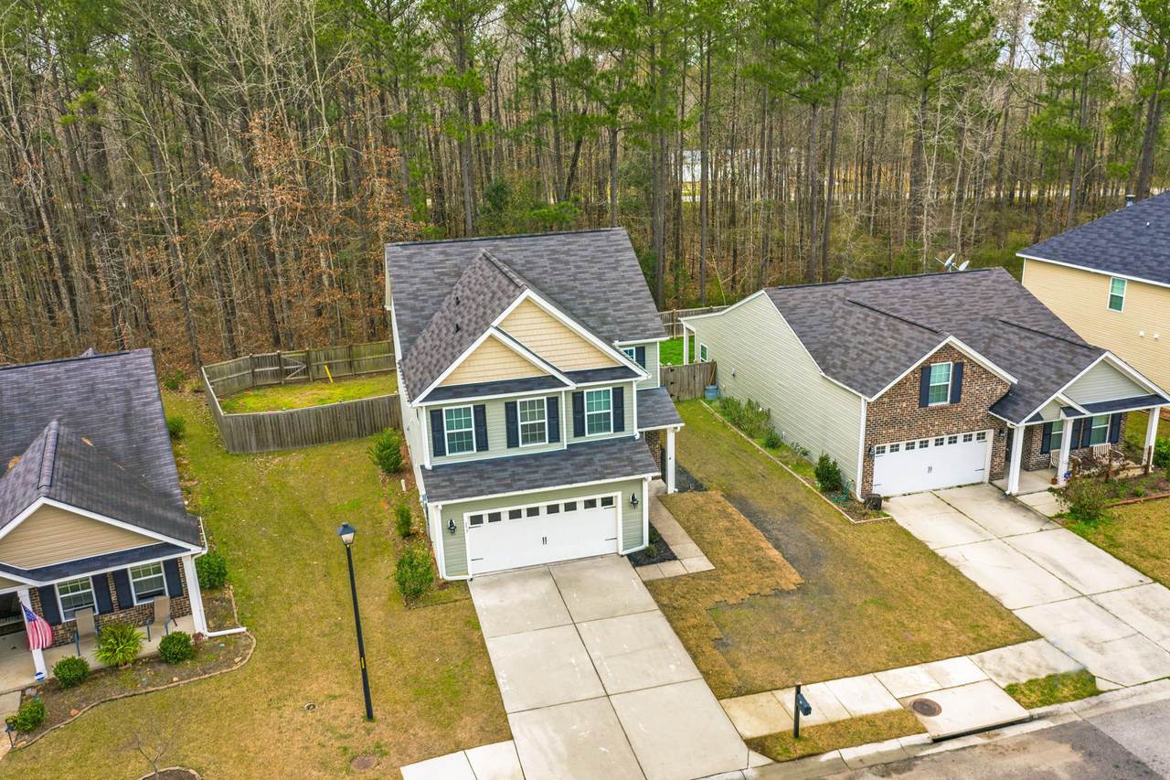 252 Maywood Drive - Photo 1