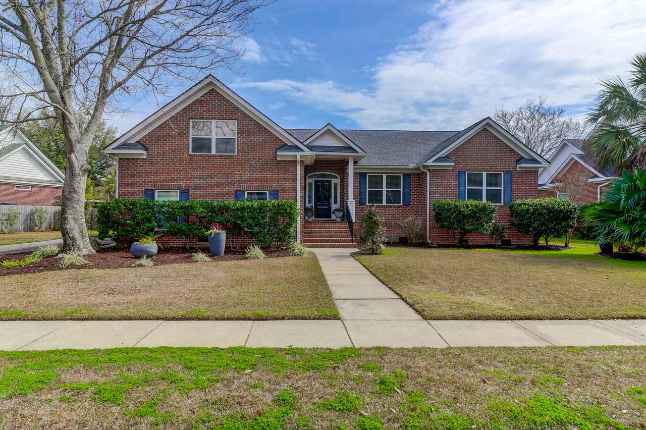 658 Lake Frances Drive - Photo 1