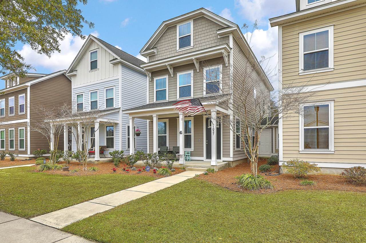 1037 Ashley Garden Boulevard - Photo 1