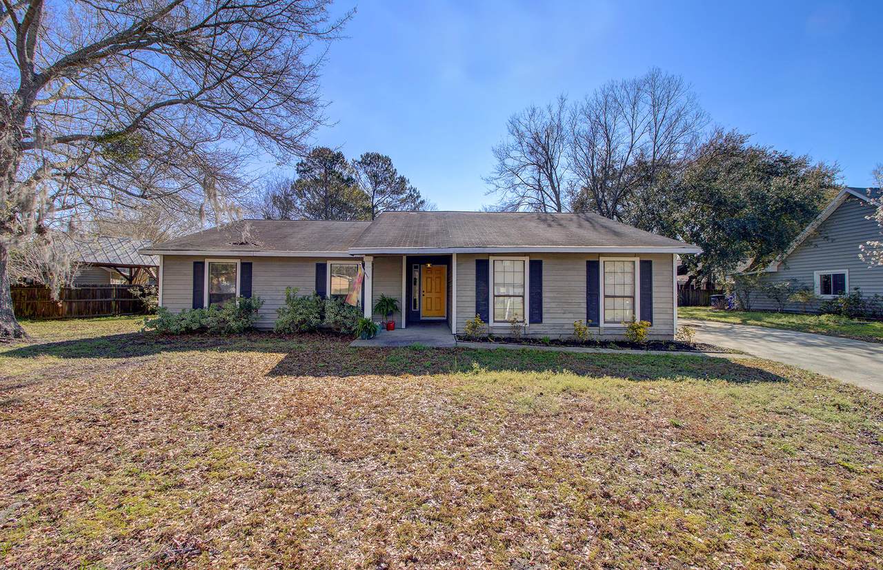 1559 Hidden Bridge Drive - Photo 1 1559 Hidden Bridge Drive - Photo 1