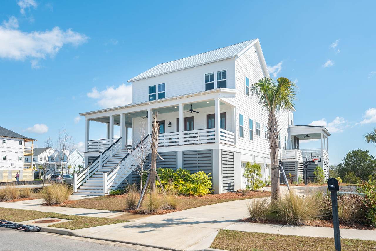 2718 Waker Street - Photo 1
