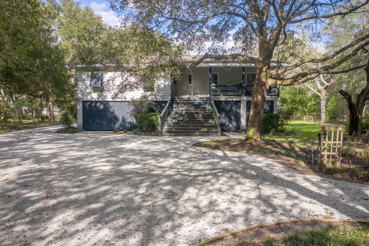 544 Romain Road - Photo 1