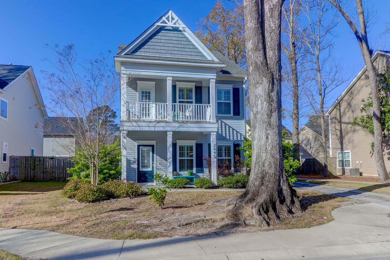 2045 Maybelles Lane - Photo 1