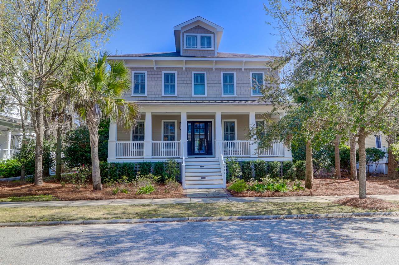 220 King George Street - Photo 1
