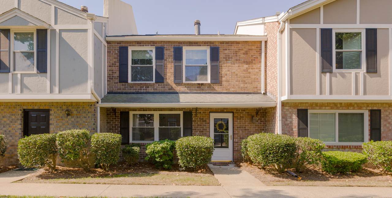 2924 Cathedral Lane - Photo 1