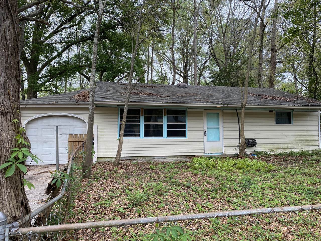 1115 Mount Batten Drive - Photo 1