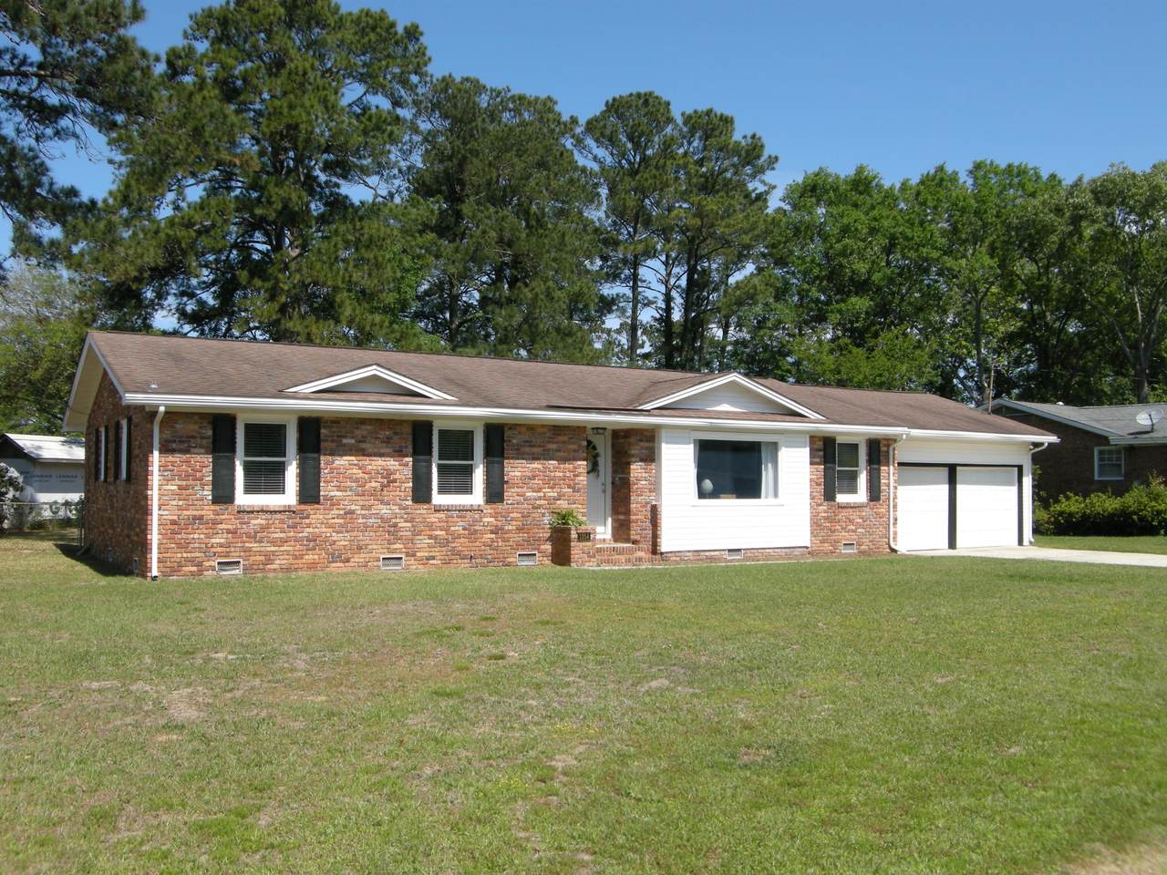 1254 Woodside Drive - Photo 1 1254 Woodside Drive - Photo 1