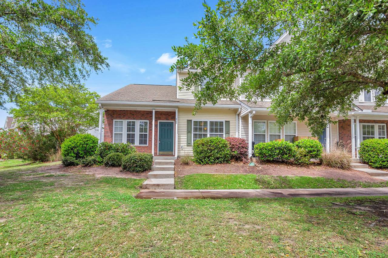 469 Doane Way - Photo 1 469 Doane Way - Photo 1