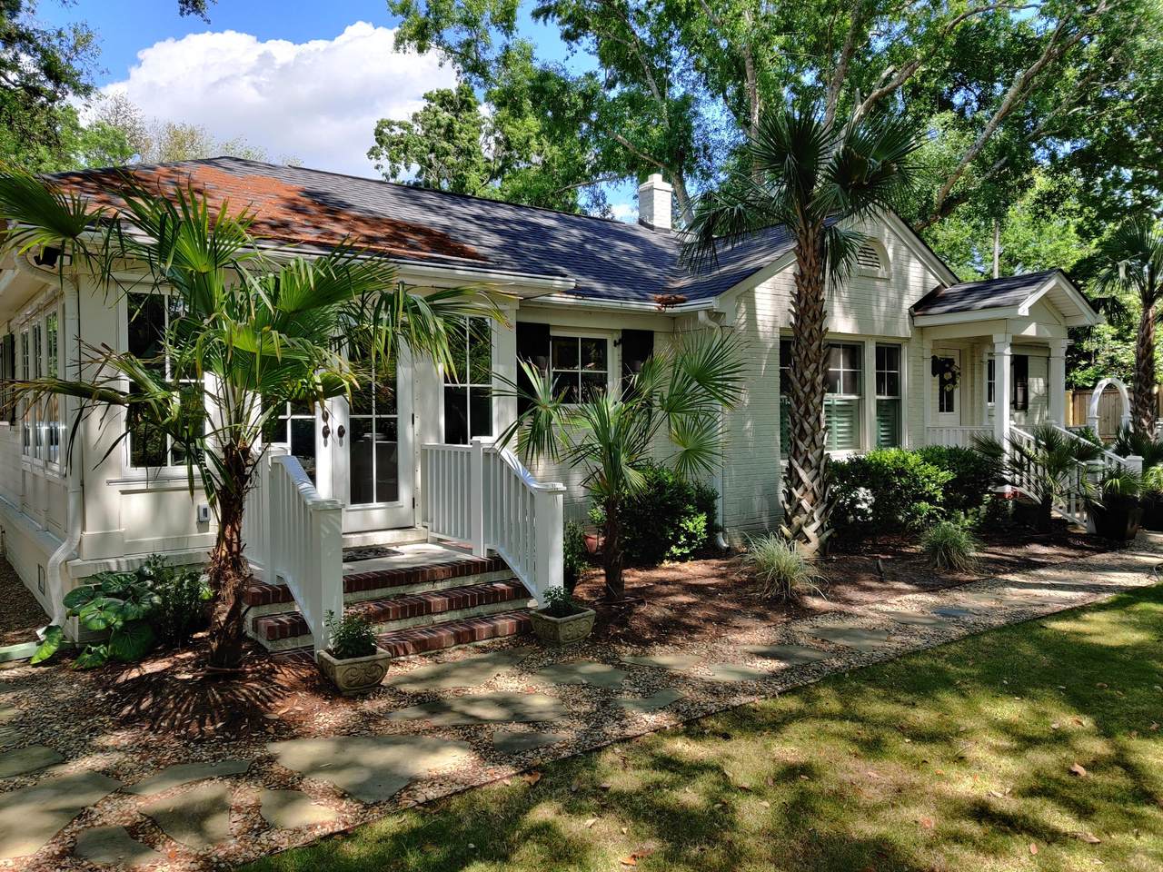 716 Royall Avenue - Photo 1 716 Royall Avenue - Photo 1