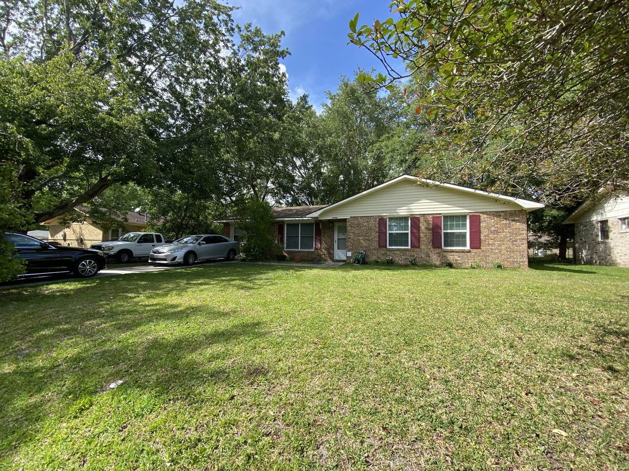 7754 Knollwood Drive - Photo 1 7754 Knollwood Drive - Photo 1