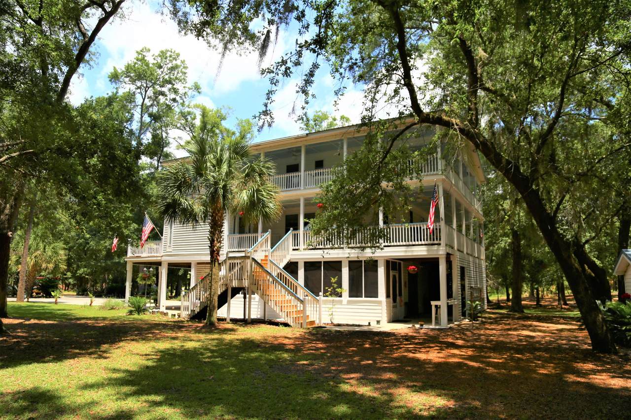 8676 Palmetto Road - Photo 1