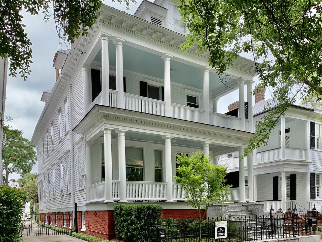 28 Charlotte Street - Photo 1