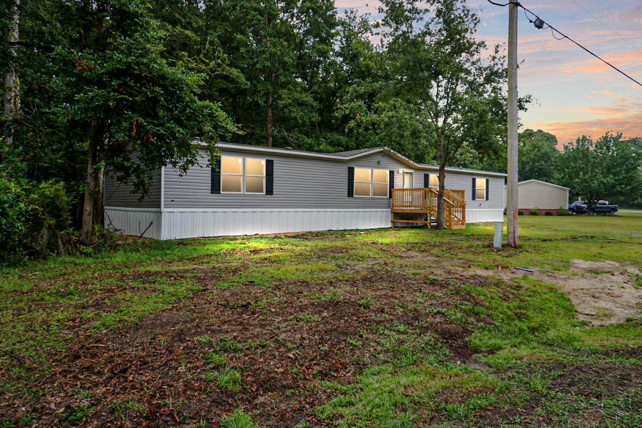 236 Pooshee Plantation Way - Photo 1