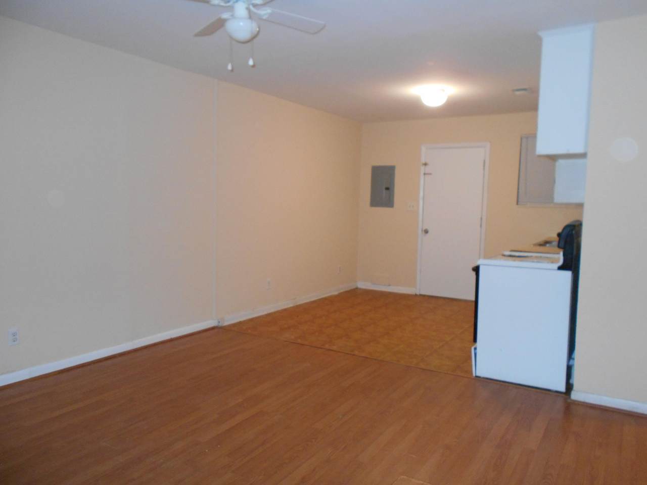 105 Gary Street - Photo 1