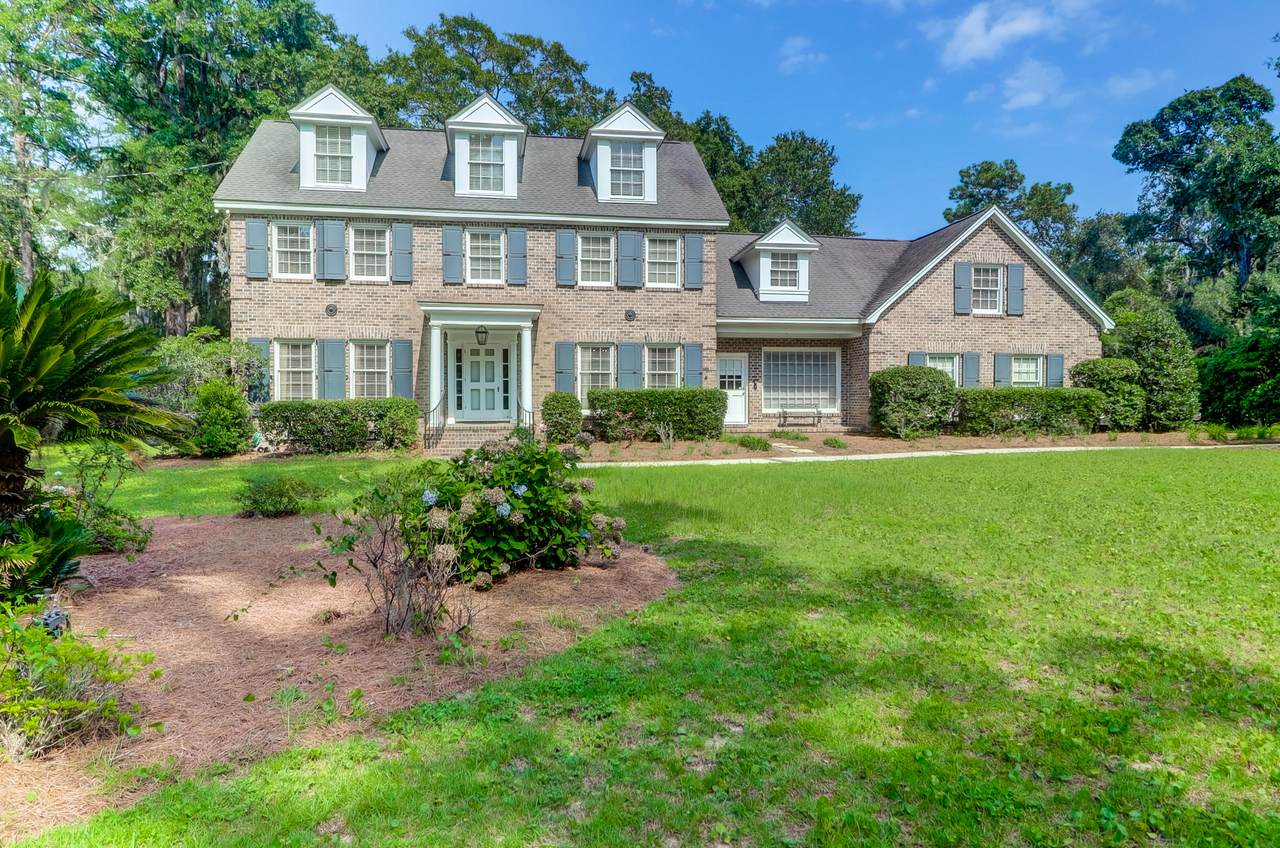 317 Coinbow Drive - Photo 1