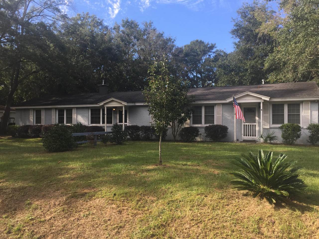 1530 Brookbank Avenue - Photo 1