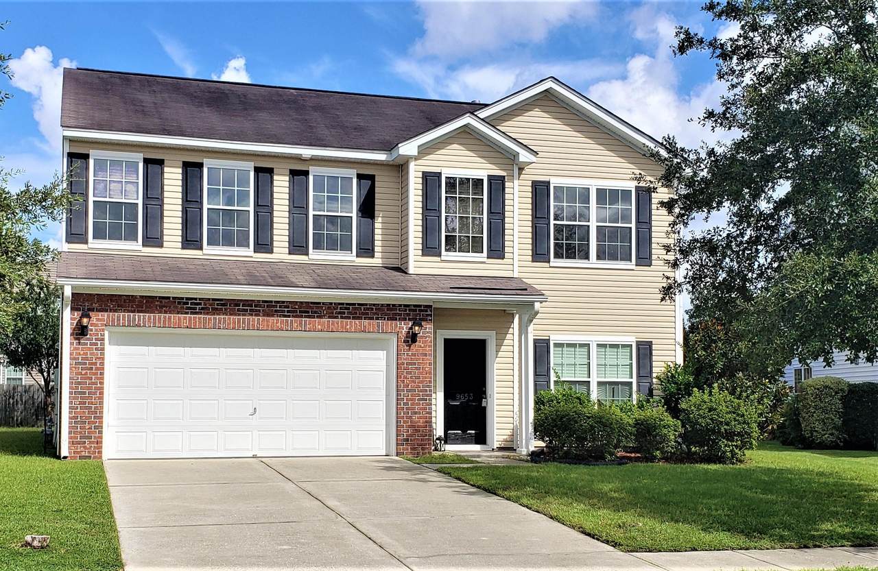9653 Carousel Circle - Photo 1