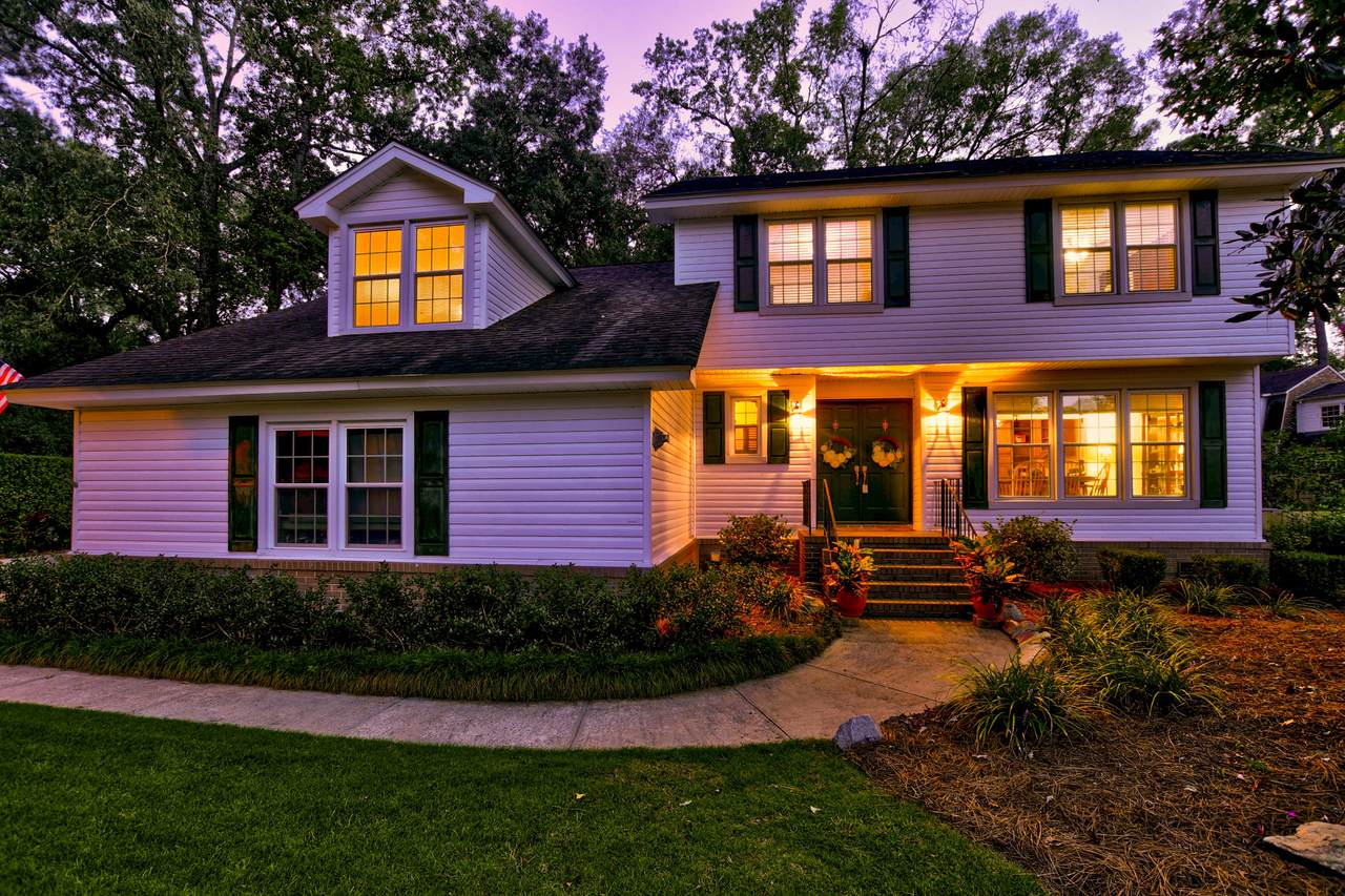 115 Inwood Drive - Photo 1