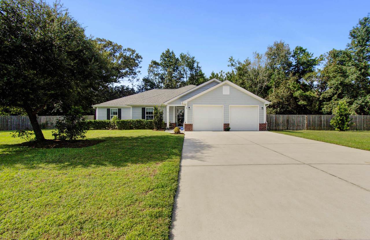 113 Scotland Drive - Photo 1