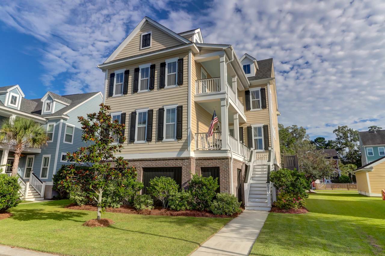 2411 Shiraz Lane - Photo 1
