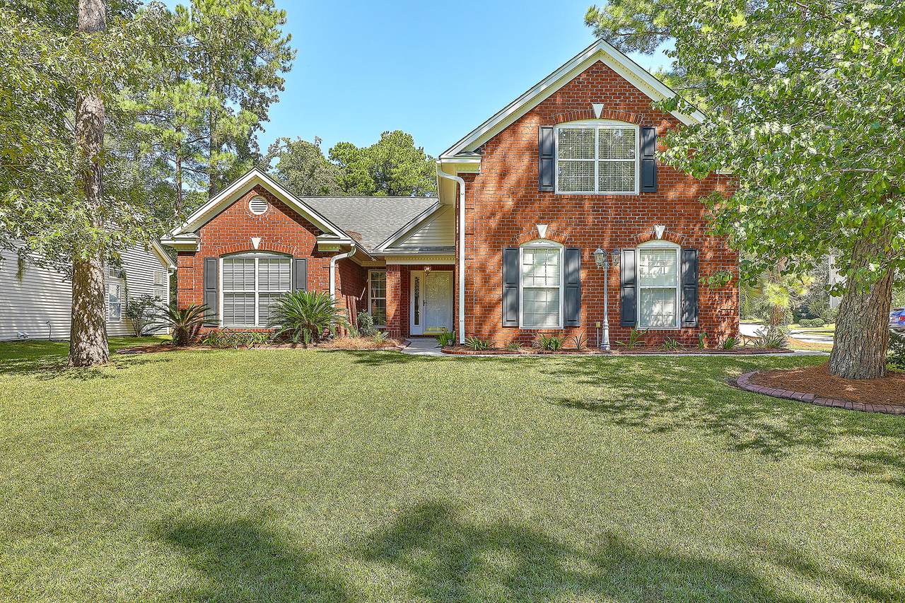 574 Pointe Of Oaks Road - Photo 1