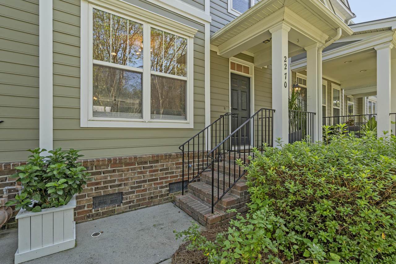 2270 Daniel Island Drive - Photo 1