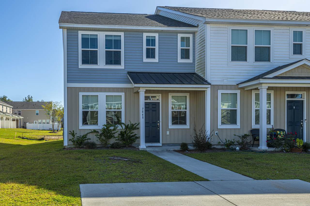 7848 Montview Road - Photo 1