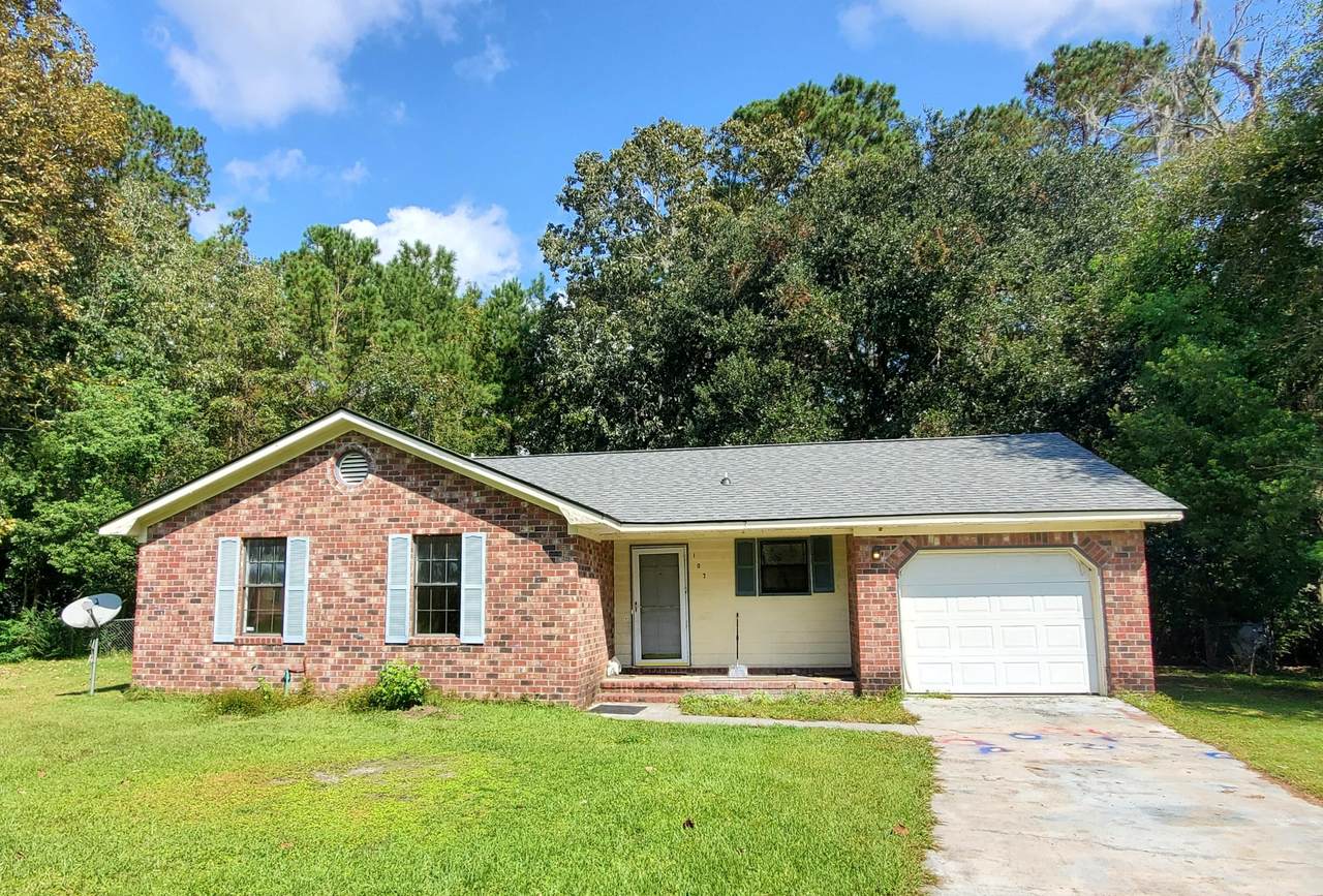 107 Sally Lane - Photo 1