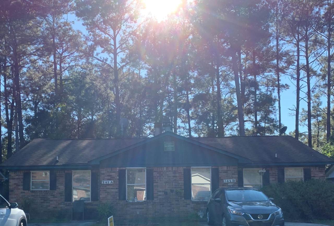 341 Dorchester Manor Boulevard - Photo 1
