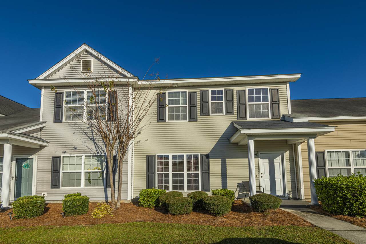 106 Black River Drive - Photo 1