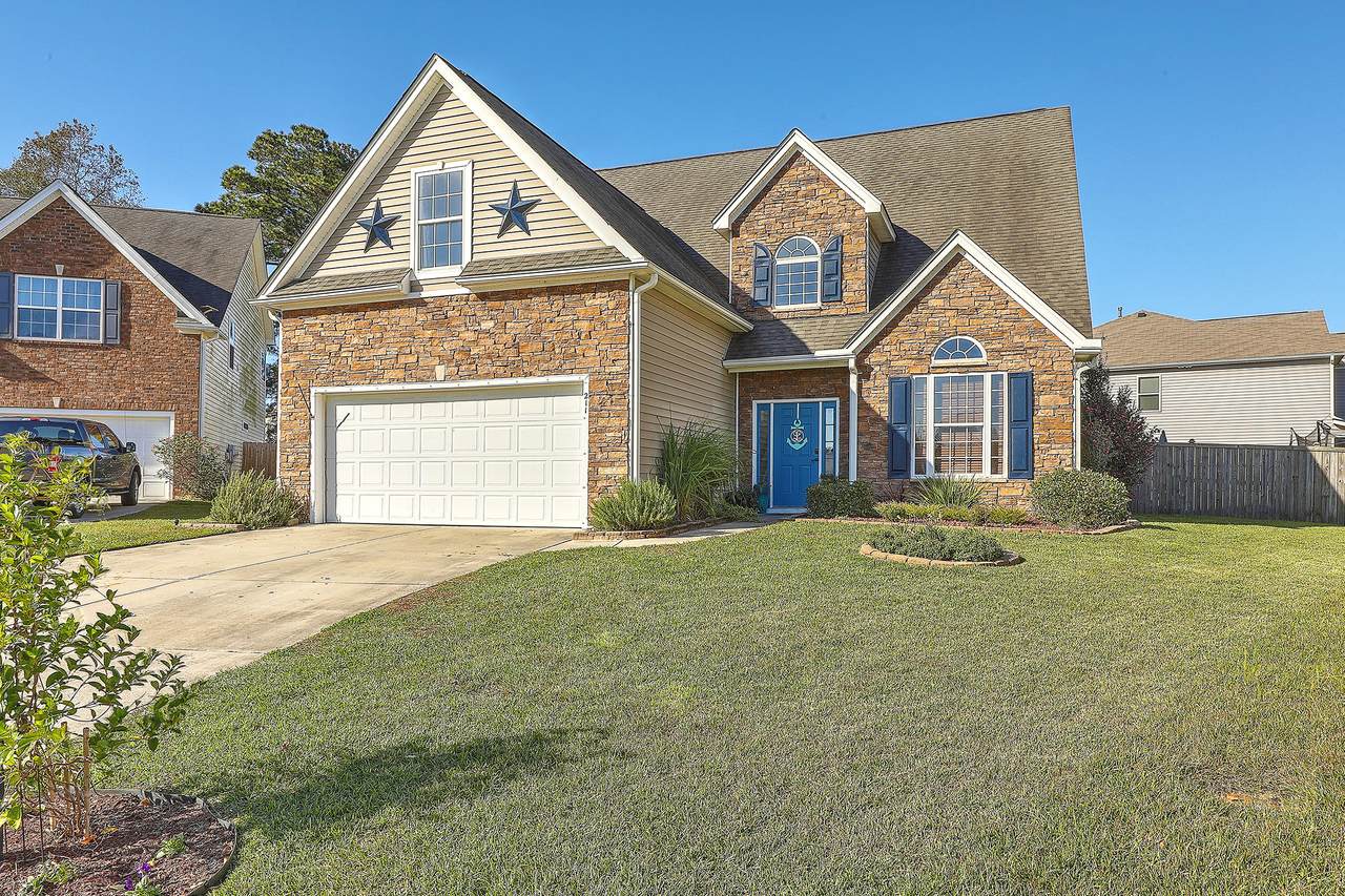211 Sabal Palmetto Court - Photo 1