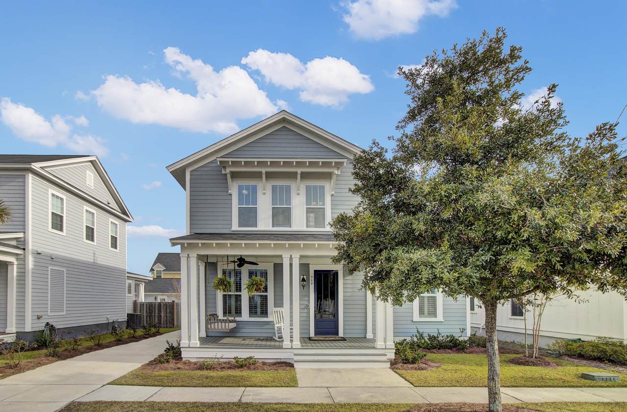 309 Greenhouse Row - Photo 1